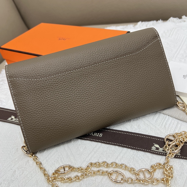 エルメス財布コピー背面デザイン